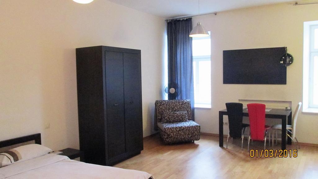 Apartment In The Centre Of Lemberg Exterior foto